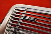 "Singer Look" Heckspoiler mit 3,6 L Emblem