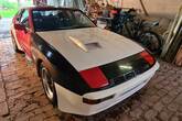 Fronthaube 924 GT / GTS mit montierter Lufthtuze aus GFK am Fahrzeug