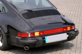 Motordeckel für Porsche 911 G-Modell aus GFK montiert auf einem 3,2 Carrera