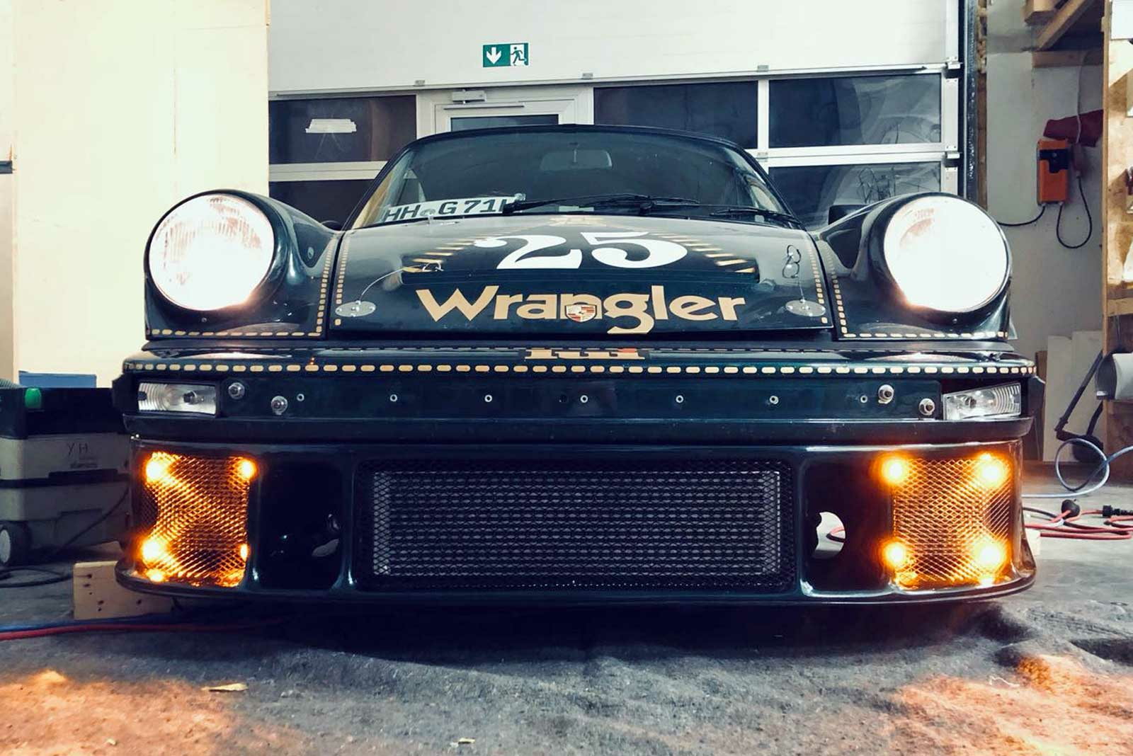 Porsche 911 "Wrangler" Theme