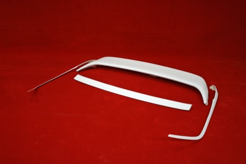 Rear Spoiler 944 S2 / Turbo / 968 with end-stripes kit for 944