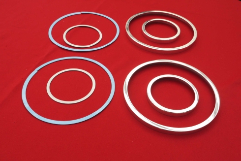 Trim rings for the door speakers of the 911/964 "Singer Style" for 4 speakers